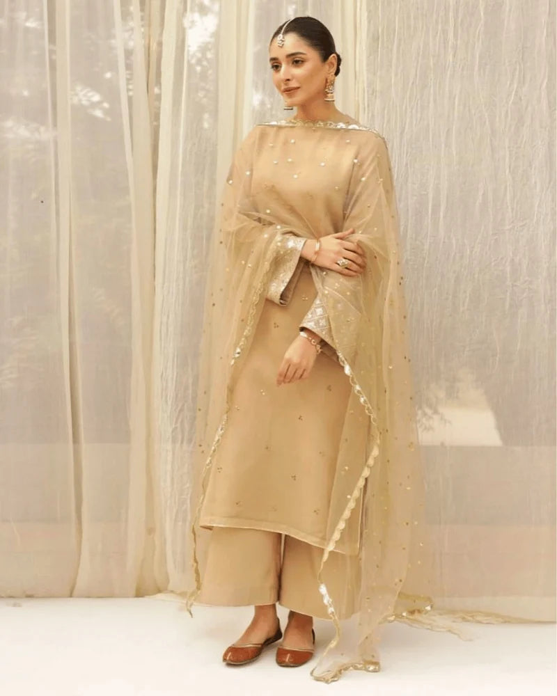 Golden Grace – Luxury Embroidered Suit for Women