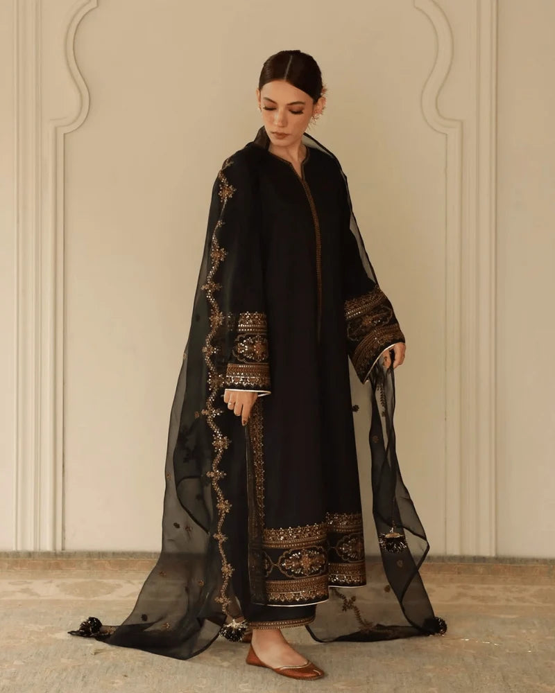 Royal Black Attire – Classic 3-Piece Suit for Women
