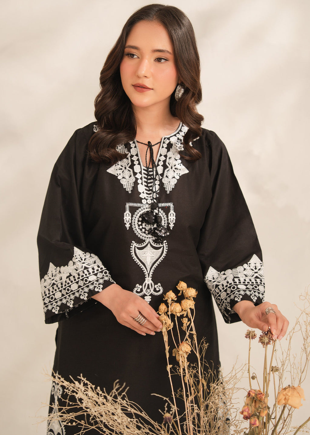 Aiza | Black Embroidered Lawn 2PC Kurta Set