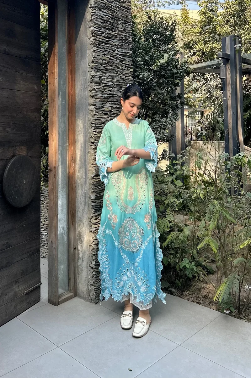 SD-Dual Luxe – Premium Lawn Embroidered Suit | Sui Dhaga Resham