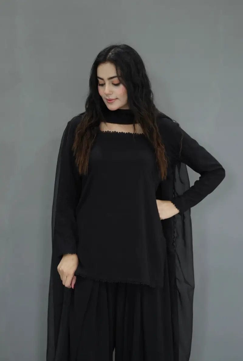 #EL3P-BLK Embroided 3 piece lawn stitched